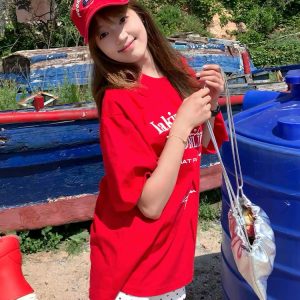 Women's American Retro Letter Print T-Shirt, Heavyweight Cotton Short Sleeve, Trendy Clean Fit Red Top for Summer Style