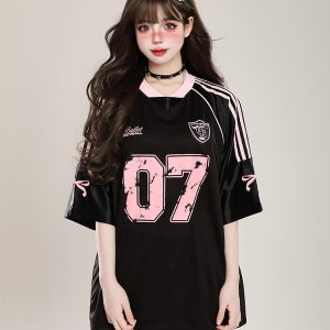 Women's American Retro Patchwork Printed Short Sleeve V-Neck T-Shirt, Casual Summer Sports Style, Loose Fit, Y2K Inspired