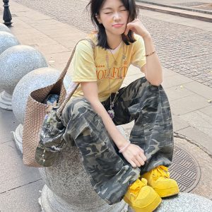 Women’s American Retro Sports Jersey Style T-Shirt - Summer Color-Blocking, Shoulder-Stitched, V-Neck, Slim-Fit Trendy Top