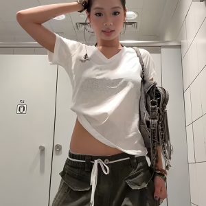 Women's American Retro V-Neck Short Sleeve Casual T-Shirt with Letter Print - Trendy Loose Fit Summer Top