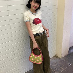 Women's American-Style Cropped T-Shirt with Apple Print, Color-Blocked Neckline, Pure Cotton, Short Sleeves, Slim Fit, Trendy Summer Fashion