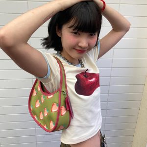 Women's American-Style Cropped T-Shirt with Apple Print, Color-Blocked Neckline, Pure Cotton, Short Sleeves, Slim Fit, Trendy Summer Fashion