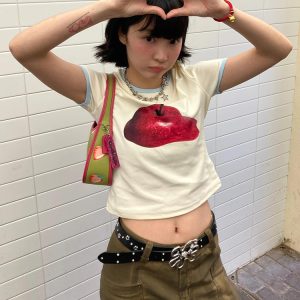 Women's American-Style Cropped T-Shirt with Apple Print, Color-Blocked Neckline, Pure Cotton, Short Sleeves, Slim Fit, Trendy Summer Fashion