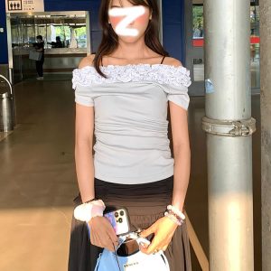 Women's American-Style Off-Shoulder T-Shirt with Multi-Layer Lace Design, Short Sleeves, Slim Fit - Summer 2023 Essential