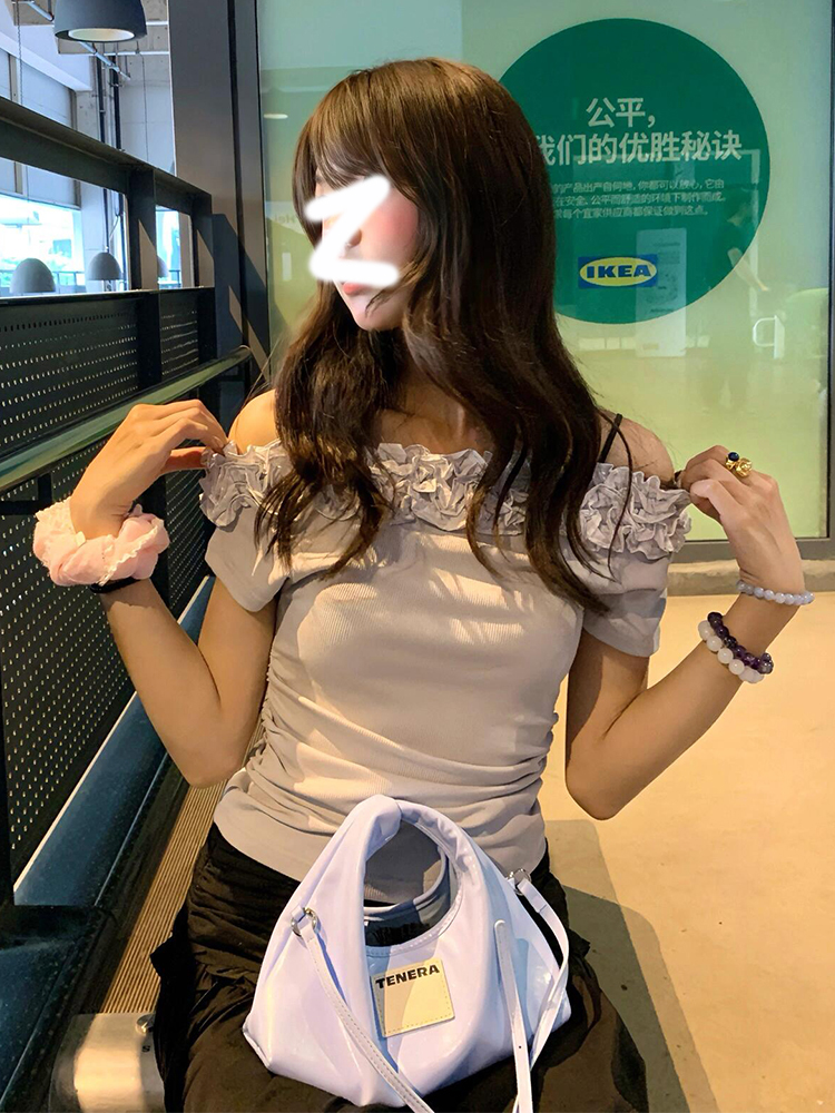 Women's American-Style Off-Shoulder T-Shirt with Multi-Layer Lace Design, Short Sleeves, Slim Fit - Summer 2023 Essential Women's American-Style Off-Shoulder T-Shirt with Multi-Layer Lace Design, Short Sleeves, Slim Fit - Summer 2023 Essential