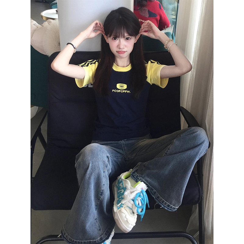 Women's American-Style Raglan Sleeve T-Shirt with Side Striped Letter Print, Slim Fit Summer Top, Casual Y2K Fashion