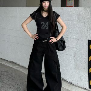 Women's American Style Sports Jersey T-Shirt, Summer V-Neck, Short Sleeve, Slim Fit Cropped Top, Trendy Athletic Fashion