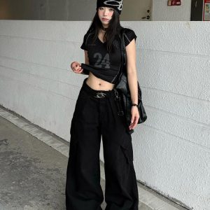 Women's American Style Sports Jersey T-Shirt, Summer V-Neck, Short Sleeve, Slim Fit Cropped Top, Trendy Athletic Fashion