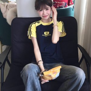 Women's American Style Striped Color-Blocking Raglan Sleeve T-Shirt, Slim Fit Summer Top with Flattering Short Sleeves