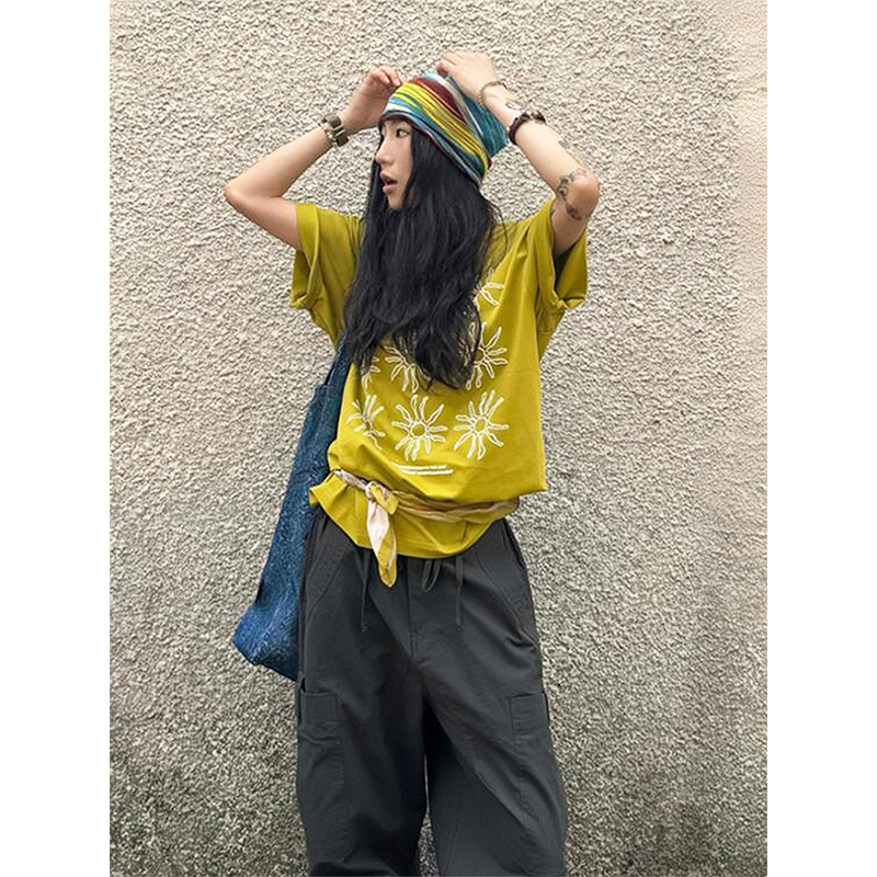 Women's American Style Summer Sunflower Print Short Sleeve T-Shirt, Heavyweight Round Neck Casual Tee, Loose Fit