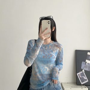 Women's Blue Tie-Dye Long Sleeve T-Shirt - Slim Fit Round Neck with Sun Protection - Summer Korean Style
