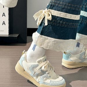 Women's Breathable Mesh Sports Sneakers - Trendy White Canvas Shoes for Summer 2025, Versatile and Stylish for Everyday Wear