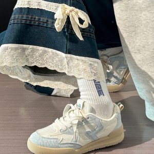 Women's Breathable Mesh Sports Sneakers - Trendy White Canvas Shoes for Summer 2025, Versatile and Stylish for Everyday Wear