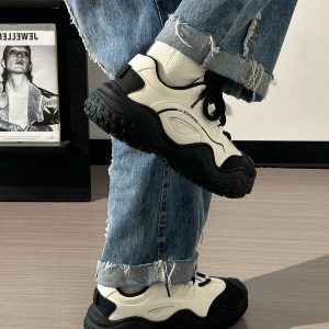 Women's Breathable Soft Sole Mesh Mountaineering Shoes - Versatile Black and White Old Daddy Style for Summer 2025