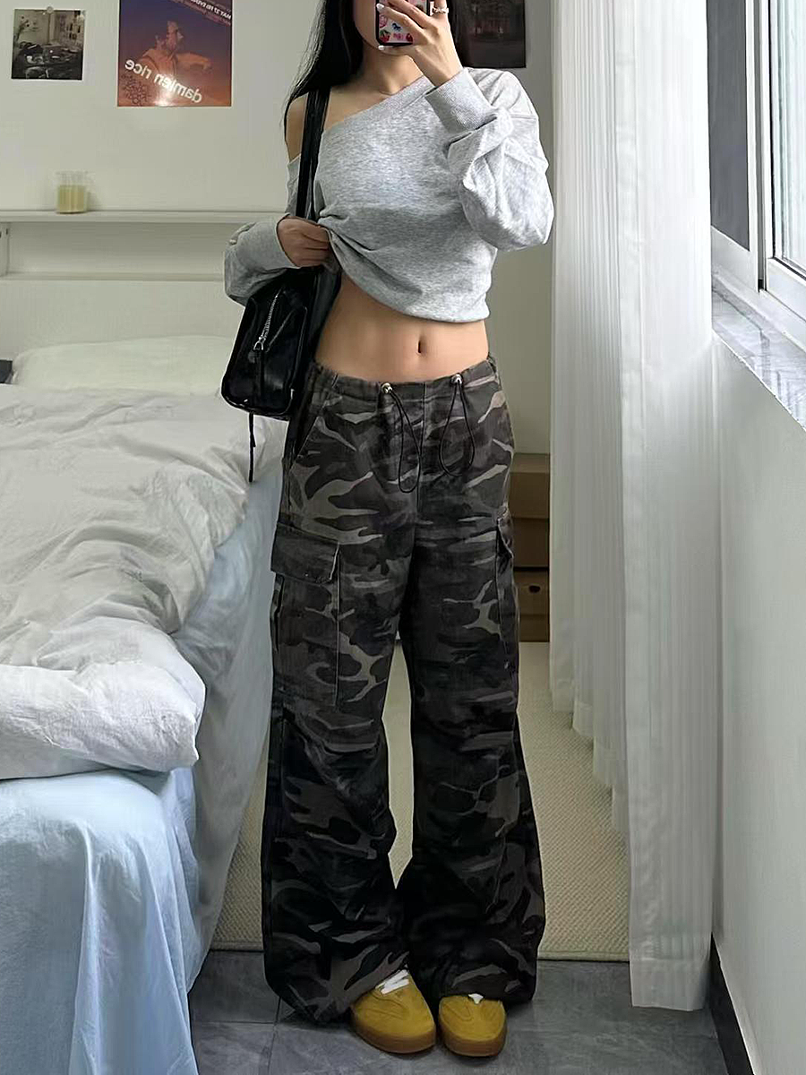 Women’s Camouflage Cargo Pants - 2025 American Street Style Loose Wide-Leg Hip-Hop Casual Sports Trousers Women’s Camouflage Cargo Pants - 2025 American Street Style Loose Wide-Leg Hip-Hop Casual Sports Trousers