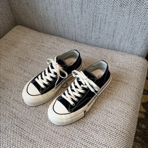 Women’s Casual Sneakers - 2025 Korean Style Lace-Up Flat Low-Top Canvas Shoes for Versatile Everyday Wear