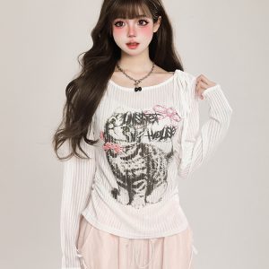 Women's Cat Long Sleeve T-Shirt Sun Protection Cover-Up, Sheer Spring Outfit with Relaxed Fit, Sweet and Spicy Style
