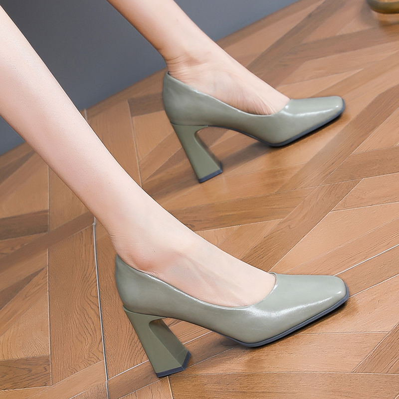 Women's Chunky Heels 2025 Spring Square Toe Shallow Mouth Beige Versatile Professional Fashionable Shoes