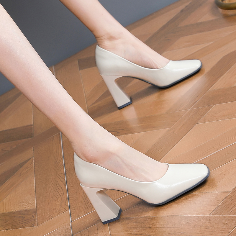 Women's Chunky Heels 2025 Spring Square Toe Shallow Mouth Beige Versatile Professional Fashionable Shoes