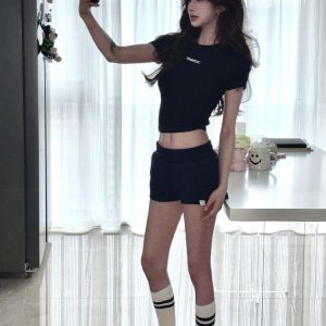 Women's Fitted Cropped T-Shirt, Short Sleeve, Letter Print, Pure Cotton, Trendy Midriff-Baring Summer Style