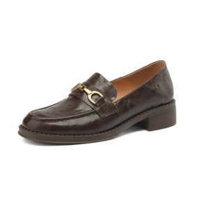 Women's Flat Loafers with Metal Buckle - Small Sheepskin Round Toe Slip-On Shoes in British Style for Spring/Summer
