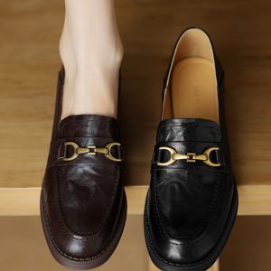 Women's Flat Loafers with Metal Buckle - Small Sheepskin Round Toe Slip-On Shoes in British Style for Spring/Summer