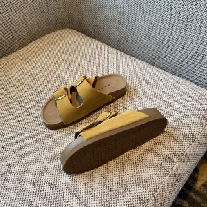 Women's Genuine Leather One-Strap Thick-Soled Outdoor Slides Sandals – Summer 2025 Soft Sole Footwear for Comfort and Style