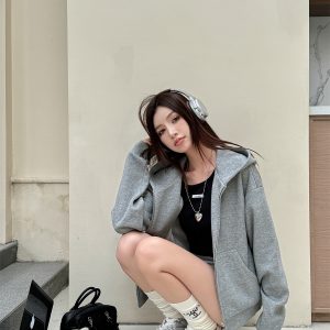 Women's Gray Loose Hooded Sweatshirt and Shorts Two-Piece Set, Light Fabric, Casual Zip-Up Cardigan, Relaxed Style