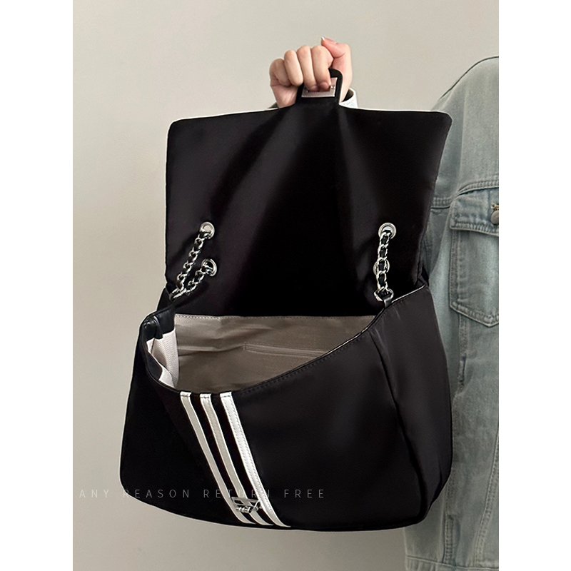 Women's Large Capacity Nylon Canvas Chain Tote Bag - 2024 New Commuting Crossbody Wanderer Style Women's Large Capacity Nylon Canvas Chain Tote Bag - 2024 New Commuting Crossbody Wanderer Style