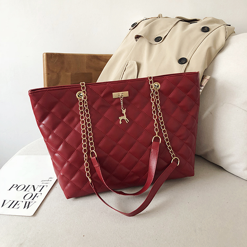 Women's Large Capacity Single-Shoulder Bag, Trendy 2025 Korean Style Crossbody with Embroidered Chain, Versatile Bucket Bag Women's Large Capacity Single-Shoulder Bag, Trendy 2025 Korean Style Crossbody with Embroidered Chain, Versatile Bucket Bag