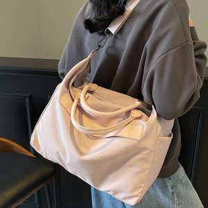 Women's Large Capacity Travel Bag - Lightweight Crossbody Sports Bag for Short Trips and Commuting