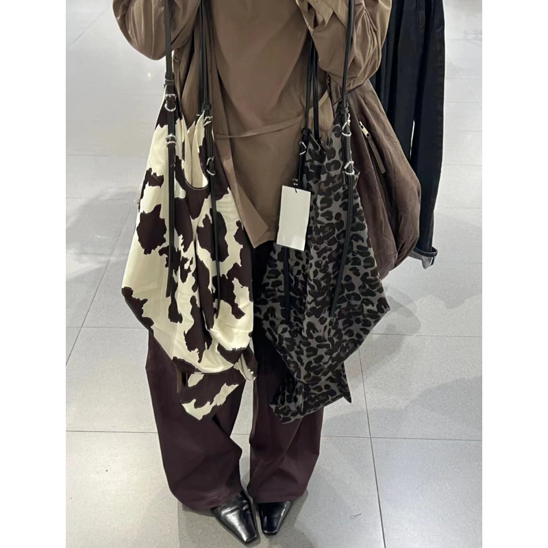 Women's Leopard Print Silk Satin Tote Bag - Large Capacity Fashionable Commuting Handbag for Shopping & Everyday Use