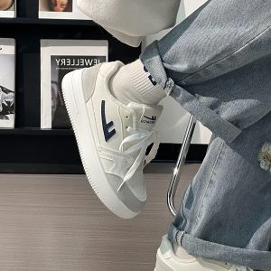 Women's Little White Sneakers - 2025 Spring/Summer Korean Style Casual Shoes for Students, Versatile INS Sports Footwear