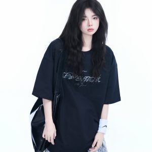 Women's Loose Fit Round Neck T-Shirt with Short Sleeves - Summer Style 'Sit and Eat Until the Mountains are Empty' Graphic
