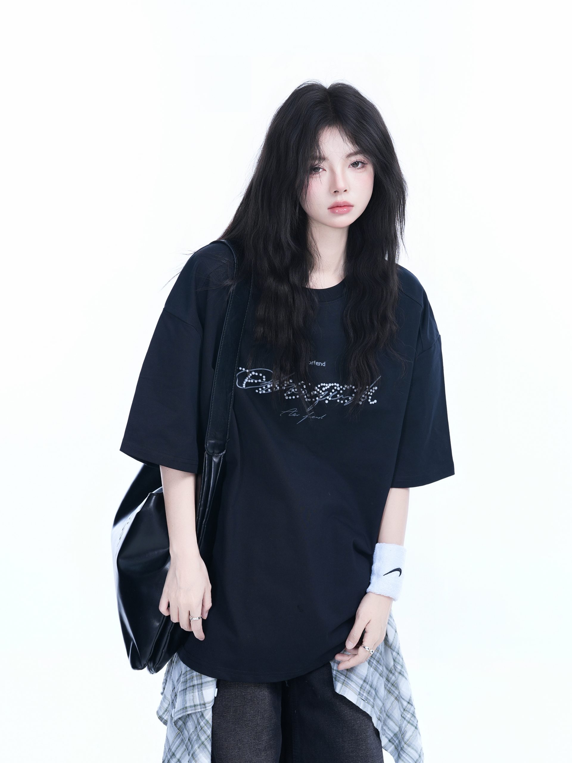 Women's Loose Fit Round Neck T-Shirt with Short Sleeves - Summer Style 'Sit and Eat Until the Mountains are Empty' Graphic Women's Loose Fit Round Neck T-Shirt with Short Sleeves - Summer Style 'Sit and Eat Until the Mountains are Empty' Graphic