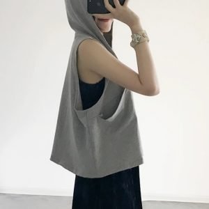 Women's Loose-Fitting Pure Cotton Sleeveless Hoodie Vest with Pockets - Casual Sports Top for Everyday Wear