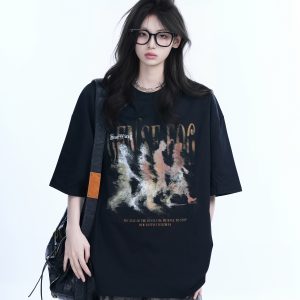 Women’s Loose Heavyweight Short-Sleeve T-Shirt with 'Sit and Eat Until the Mountains Are Empty' Shadow Print – Summer 2023 Style