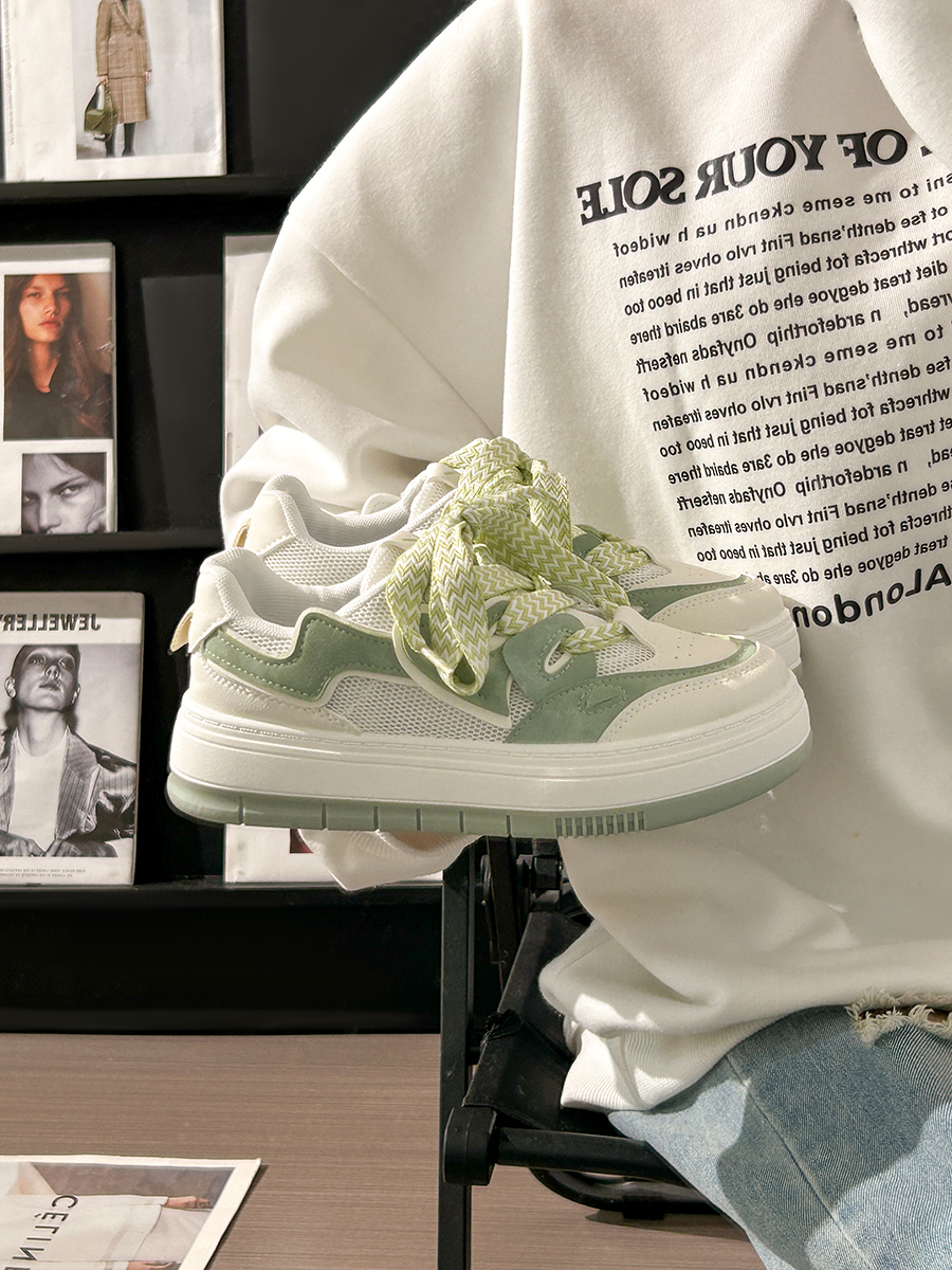 Women's Mesh Breathable Thick-Soled Board Shoes - 2025 Summer Trendy Versatile White Sneakers for Casual Style Women's Mesh Breathable Thick-Soled Board Shoes - 2025 Summer Trendy Versatile White Sneakers for Casual Style