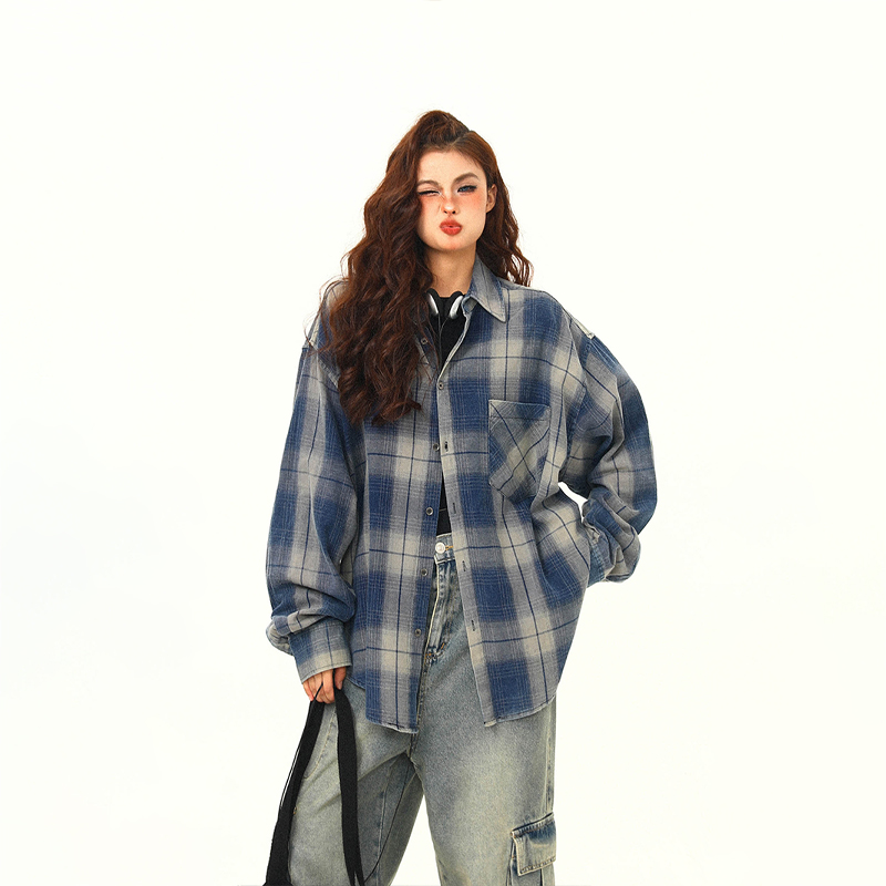 Women's Oversized Plaid Shirt - Retro American Street Style, Loose Fit Checkered Top for Autumn Fashion