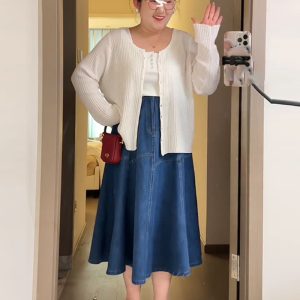 Women's Plus Size Slimming Loose Knitted Cardigan - Spring Ice Silk Solid Color Top for Sun Protection, Unique French Style