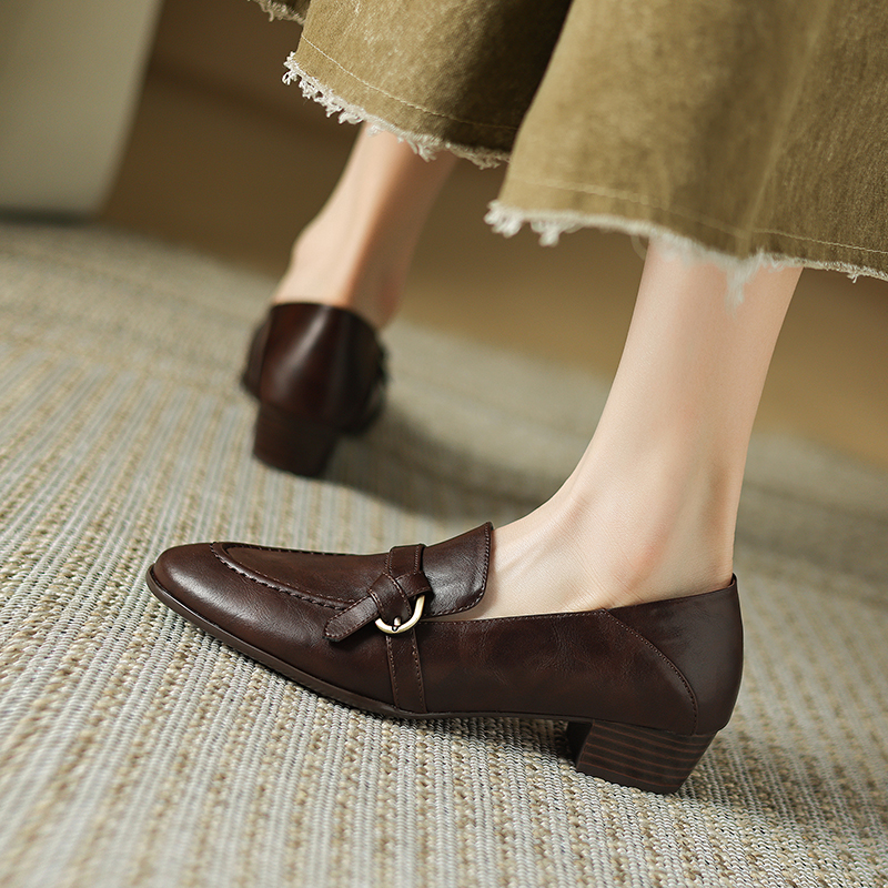 Women's Retro British Style Genuine Leather Slip-On Loafers with Medium Chunky Heel - Two-Way Wear for Spring Fashion Women's Retro British Style Genuine Leather Slip-On Loafers with Medium Chunky Heel - Two-Way Wear for Spring Fashion