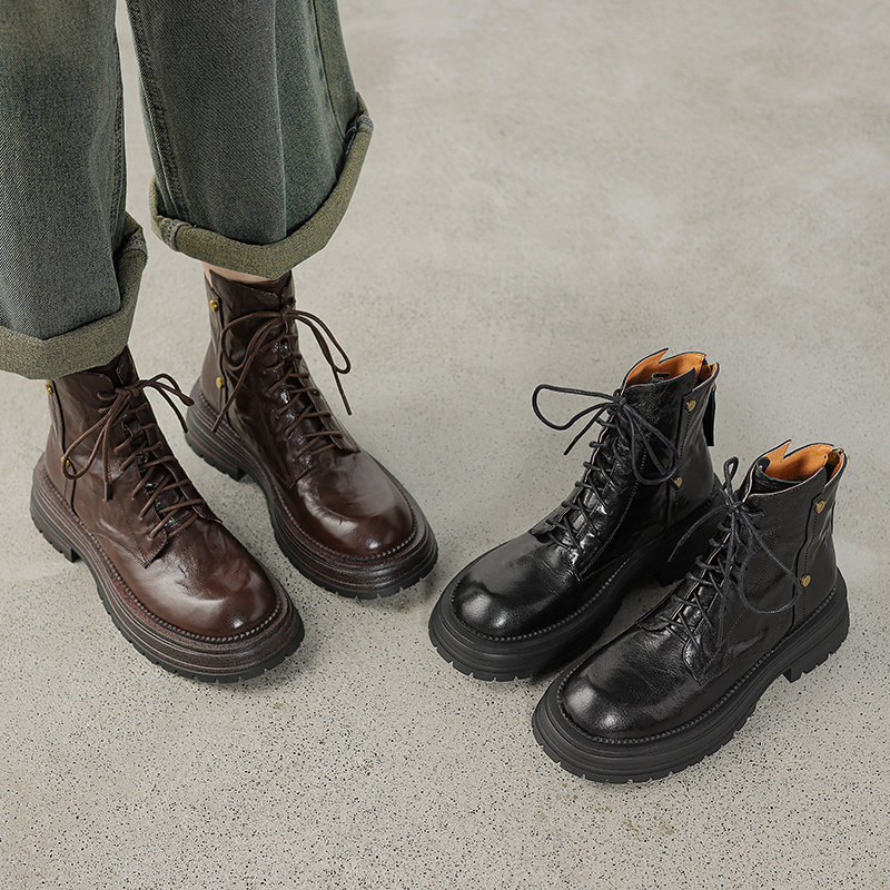 Women's Retro British Style Lace-Up Ankle Boots in Genuine Leather - Thick-Soled Martin Boots for Autumn and Winter Fashion Women's Retro British Style Lace-Up Ankle Boots in Genuine Leather - Thick-Soled Martin Boots for Autumn and Winter Fashion