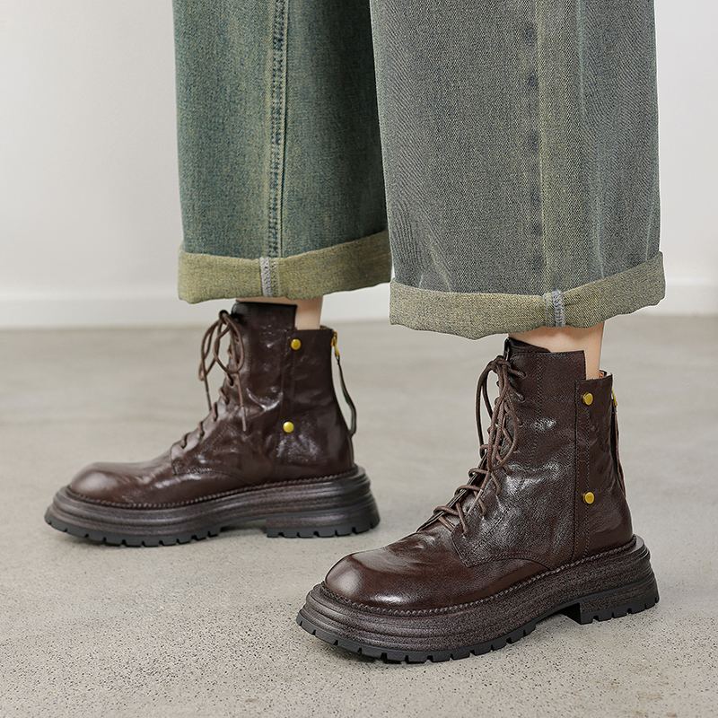 Women's Retro British Style Lace-Up Ankle Boots in Genuine Leather - Thick-Soled Martin Boots for Autumn and Winter Fashion