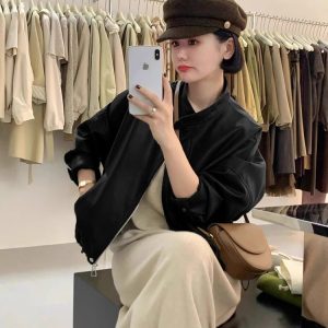 Women's Short White Leather Motorcycle Jacket - Trendy 2024 Spring Autumn Style for Petite Figures