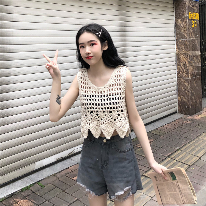 Women's Sleeveless Lace Crop Top - Retro Knitted Hollow-Out Design with Sexy Crochet Details, Perfect for Y2K and Summer Style Women's Sleeveless Lace Crop Top - Retro Knitted Hollow-Out Design with Sexy Crochet Details, Perfect for Y2K and Summer Style