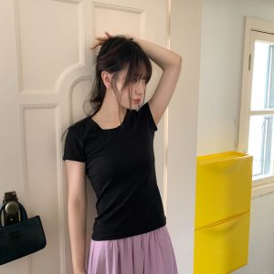 Women's Slim Solid Color U-Neck Short Sleeve T-Shirt - Flattering Basic Top for Summer 2025, Casual Chic Style