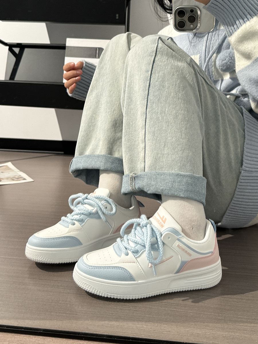 Women's Soft Leather Little White Sneakers - Breathable Candy Color Sports Shoes for Spring/Summer 2025 - Trendy and Comfortable Fashion Footwear Women's Soft Leather Little White Sneakers - Breathable Candy Color Sports Shoes for Spring/Summer 2025 - Trendy and Comfortable Fashion Footwear