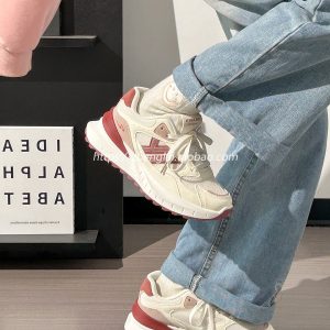 Women's Soft-Soled Mesh Sneakers - Breathable Little White Shoes, Versatile Summer 2025 Style, Trendy Dad Sneakers for Women