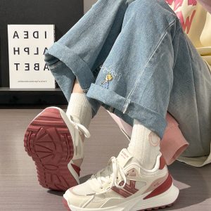 Women's Soft-Soled Mesh Sneakers - Breathable Little White Shoes, Versatile Summer 2025 Style, Trendy Dad Sneakers for Women