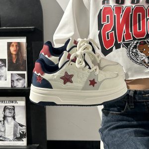 Women's Spring Thick-Soled White Sneakers, Versatile Minimalist Design, Niche Big Toe Shoes for a Trendy Look